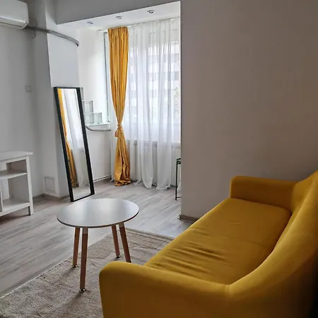 Apartment Yellow In *