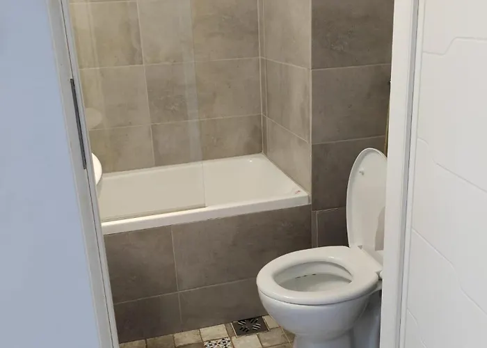 Yellow In Apartmán Bukurešť