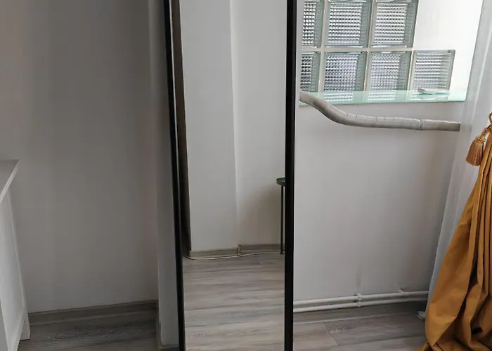 Yellow In Apartmán Bukurešť